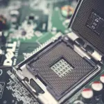 Raffreddamento ad azoto liquido di un processore